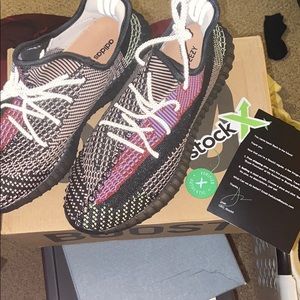 AUTHENTIC YEEZY BOOST 350 V2– BRAND NEW